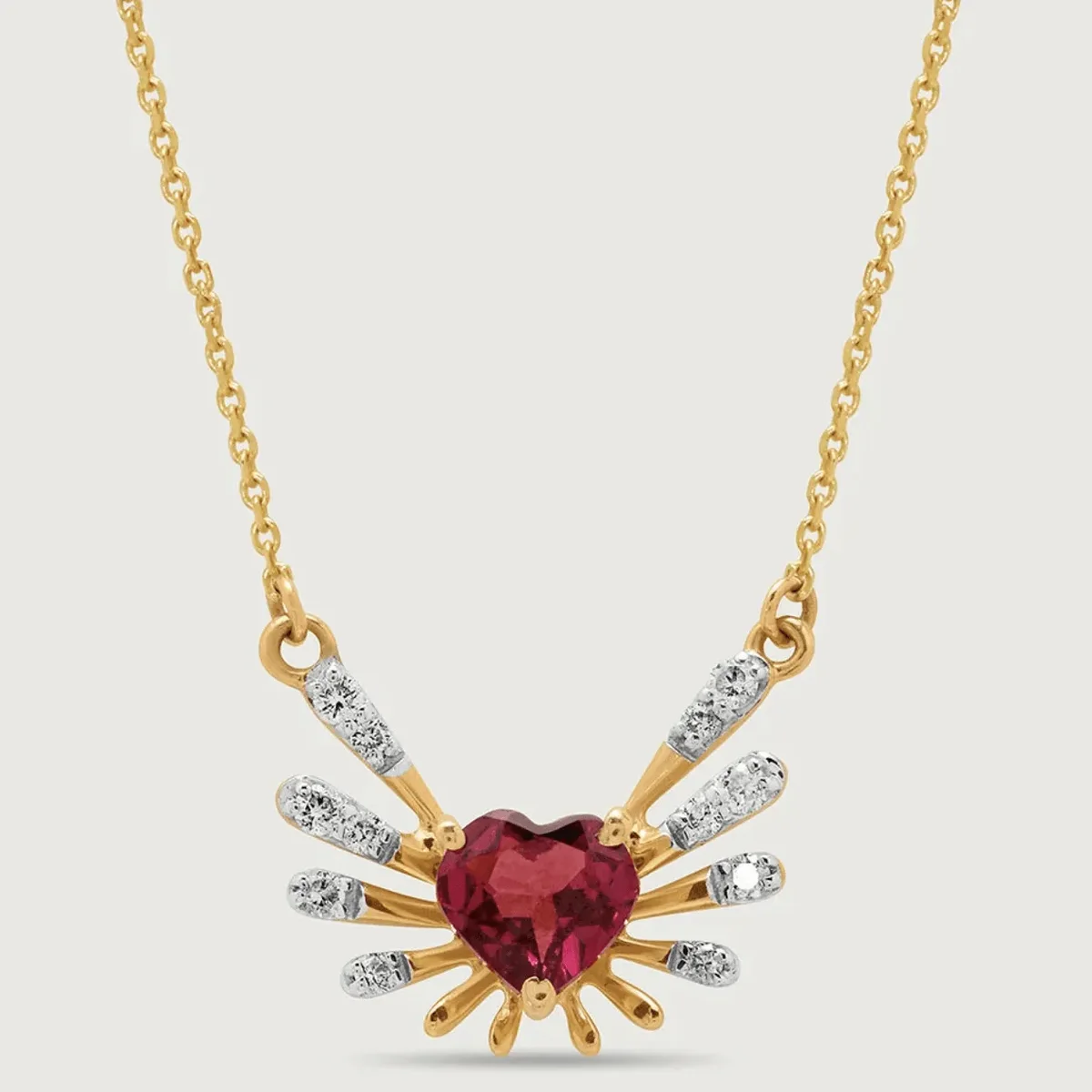NECKLACE jewellery photo before AI catalog generation